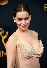 emilia-clarke-25-1080px.jpg