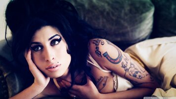 amy03.jpg