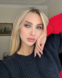 carlottafiasella_1728387920_3474292148766138410_671063716.jpg