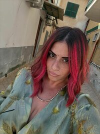 LoveThreads.Net_462540331_1402142404523870_1470757194081982108_n.jpg