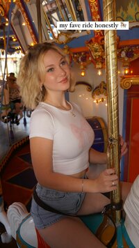 lilybrooksobriant_3431135806680079362.jpg