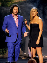 Jennifer+Aniston+Spike+TV+Guys+Choice+2013+fYtuxBCodv6x.jpg