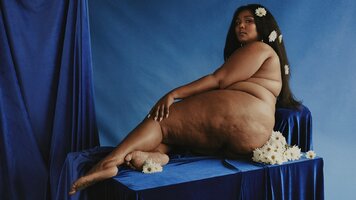 R1327_Mix_LIZZO.jpg