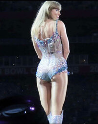 taylor_swift_leotard_3_by_meggyfan26_dheaoeu-fullview.jpg