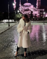 elisaisoardi_1740337935_3574536137881405814_41974879.jpg
