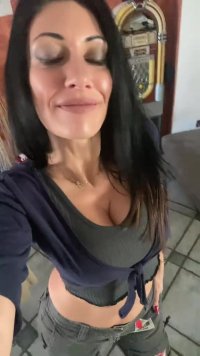 vlcsnap-2025-03-06-23h47m58s404.jpg