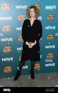 milano-italia-12-febbraio-2024-milano-photocall-only-fun-comico-show-canale-9-marta-zoboli-cre...jpg