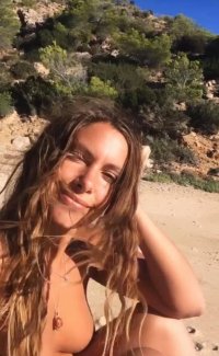 alessandra b10.jpg