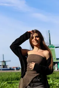 BAE83BF9-A59D-4F6F-84FF-CB49A4F0074C.webp