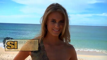 Julie Henderson - Sports Illustrated Body Painting 01.jpg