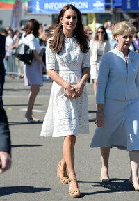 Kate-Middleton-wearing-Zimmermann-April-2014.jpg
