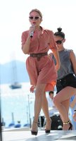 Kylie Minogue Canal Plus Cannes 052014_28.jpg