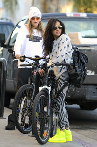 cara-delevingne-e-michelle-rodriguez-189440_w1000.jpg