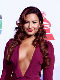 demi-lovato-fashion-choice.jpg