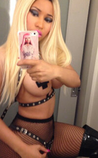 nicki-minaj-halloween-costume.jpg