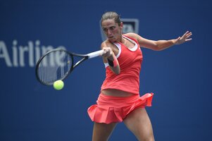 roberta-vinci-2015-us-open-day-nine-quarterfinals-vs-kristina-mladenovic-bjk-national-tennis-cen.jpg