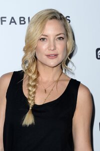 kate-hudson-fabletics-charity-cvent-in-los-angeles-october-2015_6.jpg