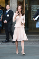 kate-middleton-at-the-national-portrait-gallery-in-london-5416-17.jpg