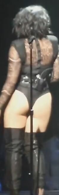 demi6.JPG
