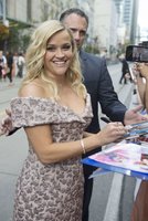 Reese-Witherspoon--Sing-Premiere-at-2016-TIFF--34.jpg