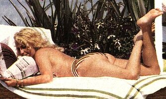 51548_Antonella_Clerici_0001_123_77lo.jpg