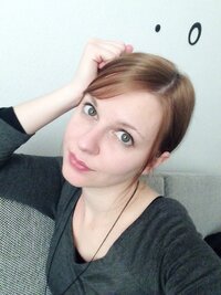 girl1.jpg