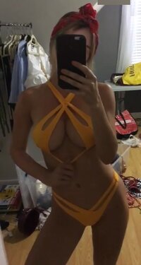 CelebsFlash.com_SJU_Bikini_082317__6_.jpg