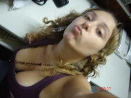 933645490.jpg