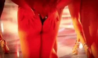 giphy.gif