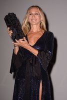 sarah-jessica-parker-here-and-now-premiere-at-deauville-american-film-festival-6.jpg