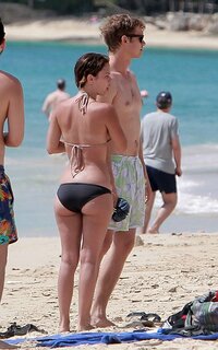 615251872_rebutt_123_439lo.jpg