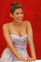 772566996_evamendes21_122_184lo.jpg