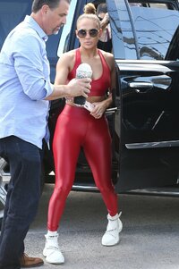 Jennifer-Lopez-Sexy-TheFappeningBlog.com-1.jpg
