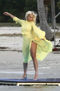 Rita-Ora-Upskirt-TheFappeningBlog.com-19.jpg