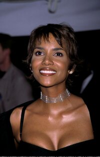 halle berry alla prima 18.jpg
