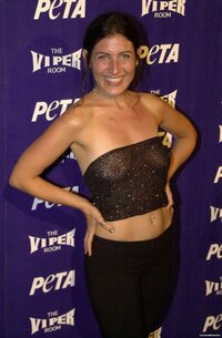 lisa edelstein in see trough 01.jpg