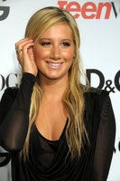 ashley tisdale in teen vouge party 05.jpg