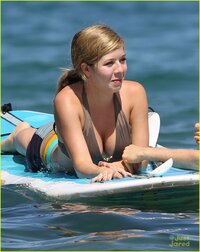 jennette mccurdy in bikini 24.jpg