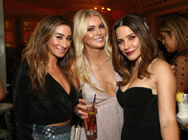 55431643_5th-unicef-masquerade-ball-in-la-27-10-2017-20.jpg