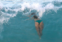 julianne hough in bikini  verde 19.jpg