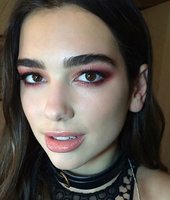 Dua Lipa.jpg