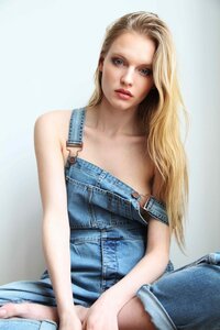 Isabella_Farrell_04.jpg