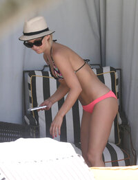 julianne hough in bikini 05.jpg