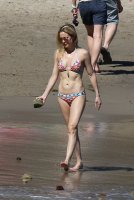 kate hudson in bikini 29.jpg