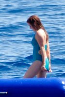 isla fischer in beach 07.jpg