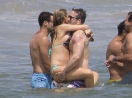 blake lively in bikini 09.jpg