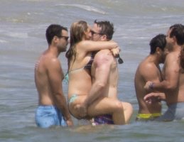 blake lively in bikini 10.jpg
