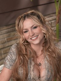drea de matteo in joey promo 04.jpg