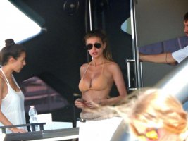 Cristina-Buccino_-Bikini-candids-on-a-yacht-in-Formentera-60.jpg