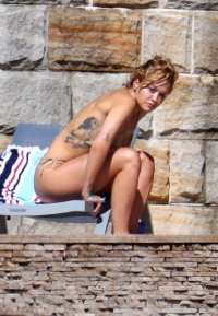 rita-ora-in-bikini-at-a-pool-in-sydney-03-31-2021-7.jpg